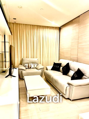 คอนโดให้เช่า : 1 Bed 1 Bath 52 SQ.M The Room Sukhumvit 21