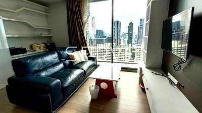 คอนโดให้เช่า :  🔥1นอน ห้องกว้างมาก เฟอร์จัดเต็ม เครื่องใช้ไฟฟ้าครบ พร้อมเข้าอยู่ ชั้นสูงสุด ทำเลดี เดินไม่กี่ก้าว ถึงBTS ราชเทวี @   Pyne by Sansiri 