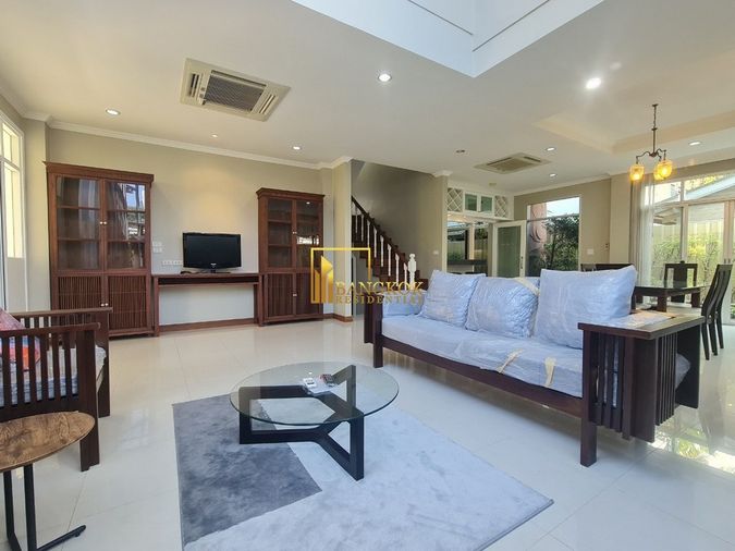 5-bed house for rent, 350 sqm, 85 sq wah, Khlong Toei
