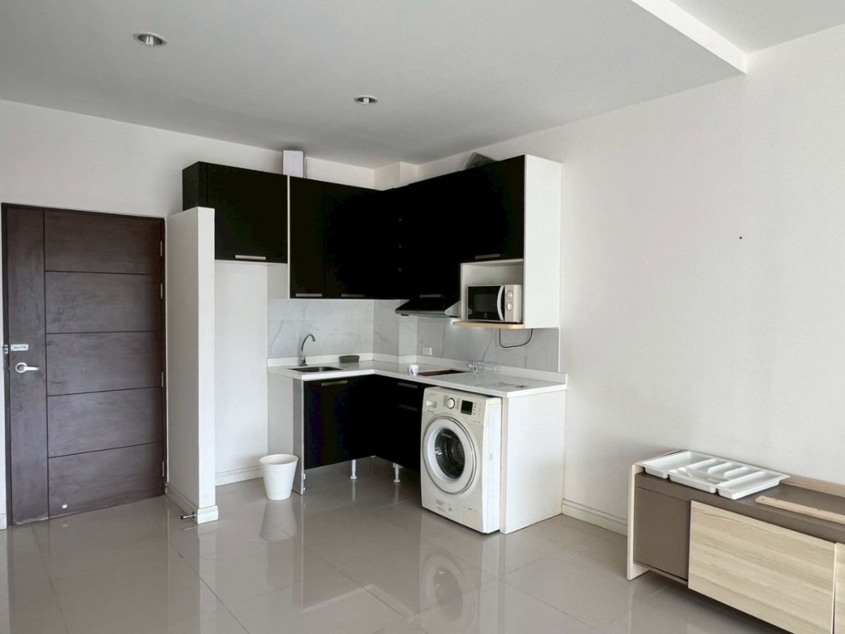 picture Chic Condominium For Sell WR-03155 - 5/8