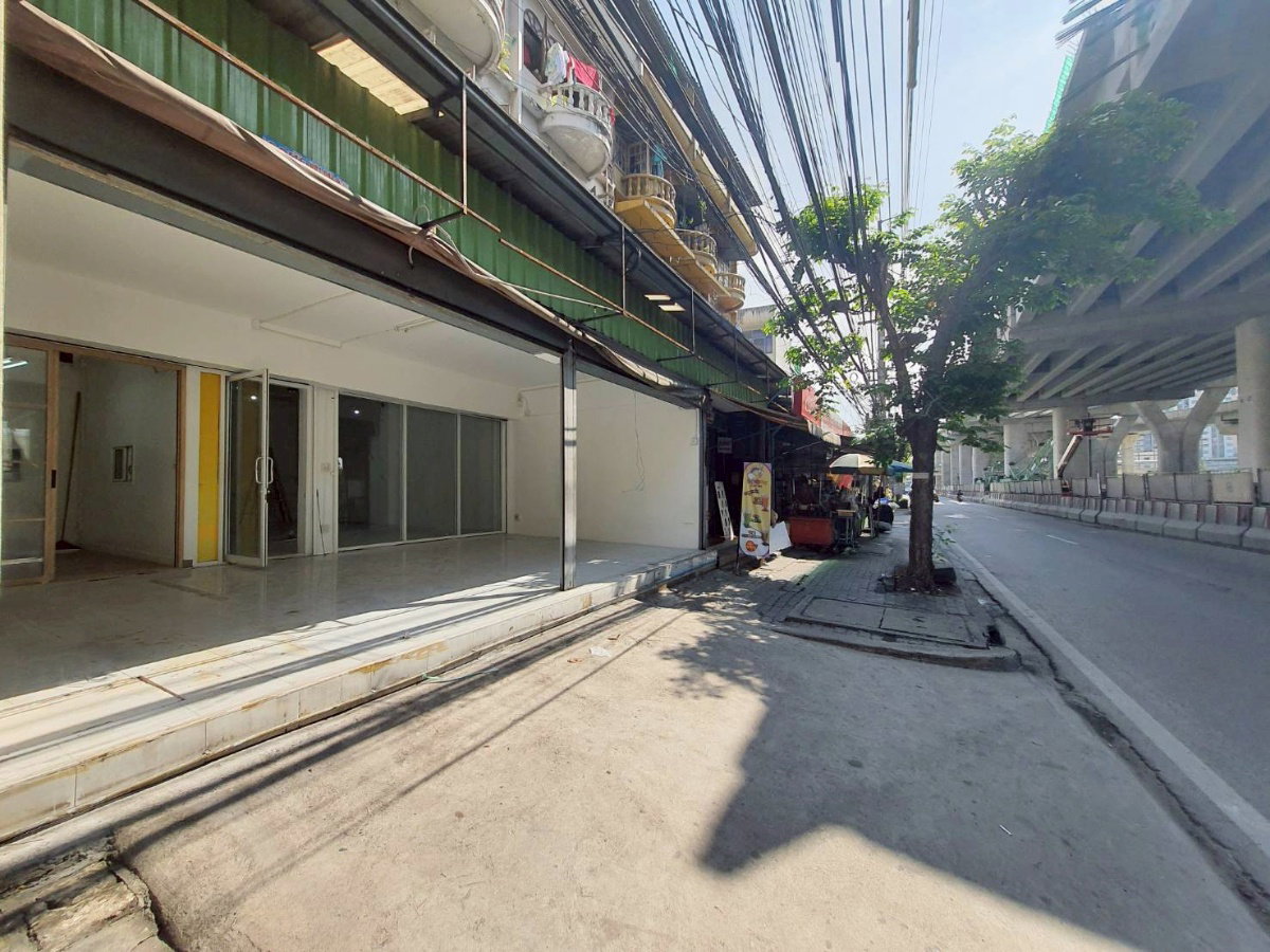 รูป 🥳[RAR2504-1972] ให้เช่า-พื้นที่ขายของ. *ติดถนนพระราม 2 (พระราม 2 ซอย 37). หน้ากว้าง 8 ม. ทำเลดี!💚Line id: @thefirstagent** - รูปที่ 2/15