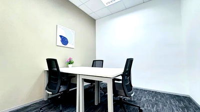 Office for rent University of the Thai Chamber of Commerce : Modern Office Space for Rent at The Rice Tower Phayathai this location offers seamless connectivity and unmatched urban convenience.