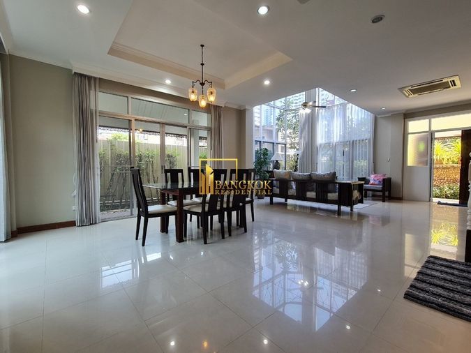 5-bed house for rent, 350 sqm, 85 sq wah, Khlong Toei