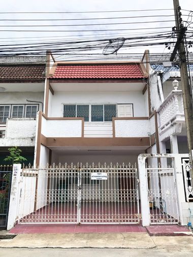 2-bed townhouse for rent, 25 sq wah, Klongchan Villa 1