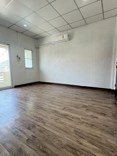 3-bed townhouse for rent, 112 sqm, 22 sq wah, Bang Bon