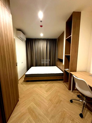 คอนโดให้เช่า : ห้องมุมสุด วิวไม่บัง มีแม่บ้านให้เดือนล่ะครั้ง ห้องใหม่ไม่เคยมีคนเช่า ให้เช่า ณ รีวา เจริญนคร