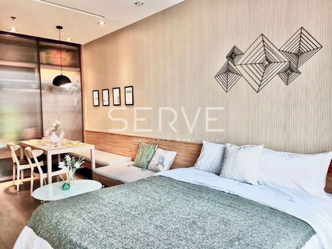 Best Deal & Nice Decoration Studio High Fl. 25+ River view BTS Phrom Phong / Condo For Rent-Park 24