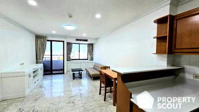 Condos for rent : 2-BR Condo at Siphaya River View Condominium near MRT Hua Lamphong (ID 2022022)