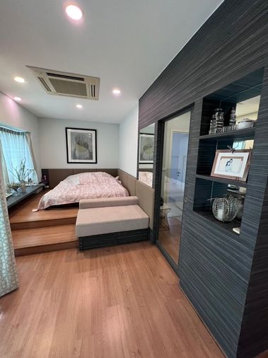 5-bed house for rent, 349 sqm, 86 sq wah, The Plant Elite Pattanakarn