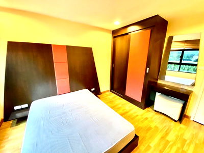 Condos for sale Crystal Design Center : (Sell Baan Navatara condominium)