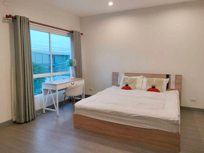 4-bed townhouse for rent, Sammakorn Avenue Suvarnabhumi