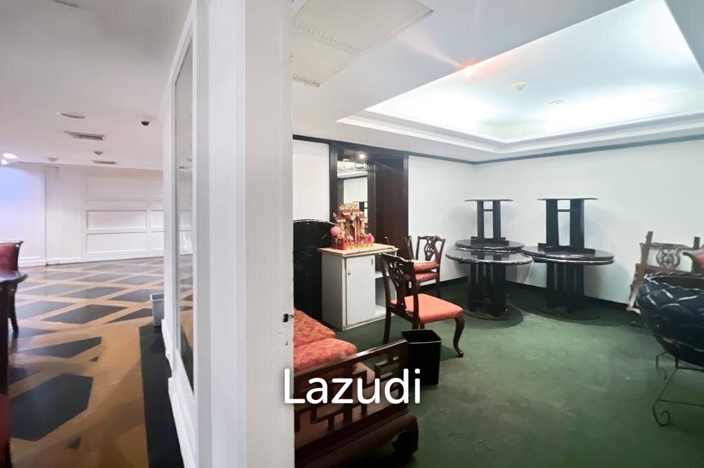 รูป Unleash Your Potential w/ Versatile 500m2 Comm Space in Sukhumvit Soi 33 - รูปที่ 2/8