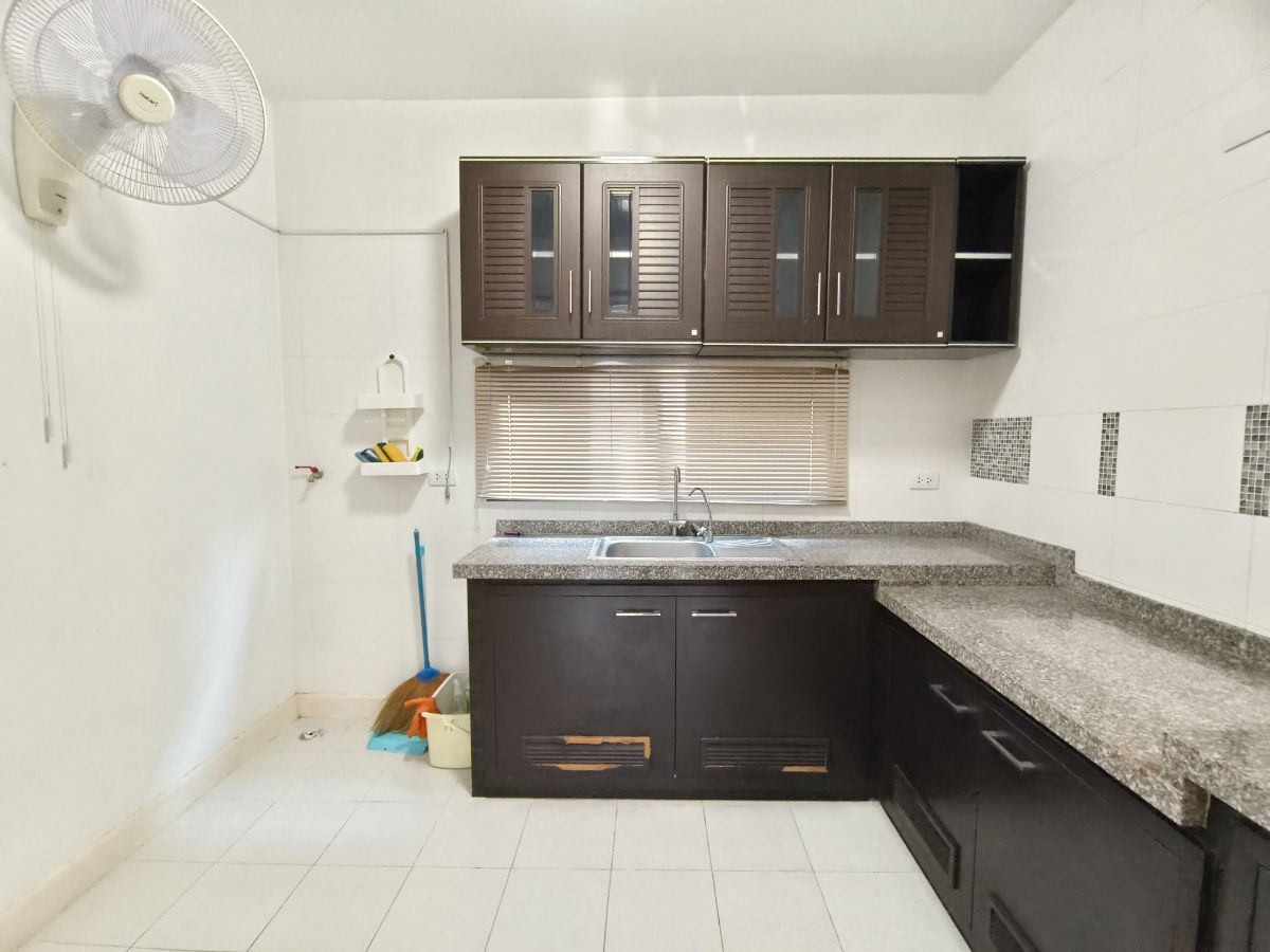 picture For sale cheap, single house, Habitia Orbit Hathairat, area 64 sq.w., location Hathairat, near Kanchanaphisek Road - 28/65