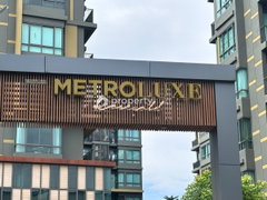 Metro Luxe Rose Gold Phahol - Sutthisan  - Image 4/11