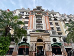 Champs Elysees Chaengwattana - Image 2/10