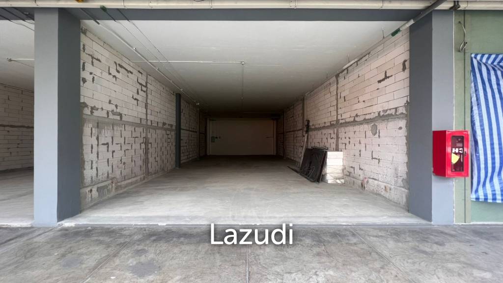 picture Ultra Versataile Retail Space in Watthana, Bangkok - 5/8