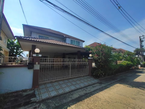 For sale, cheap, single house, Sarotcha Garden View, Hathai Rat, Lam Luk Ka, area 72 sq m, location Lam Luk Ka, ring road, near expressway