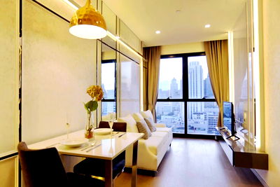 Condos for rent : For Rent 1bedroom close to BTS & MRT Asoke station, Terminal 21 @ Ashton Asoke