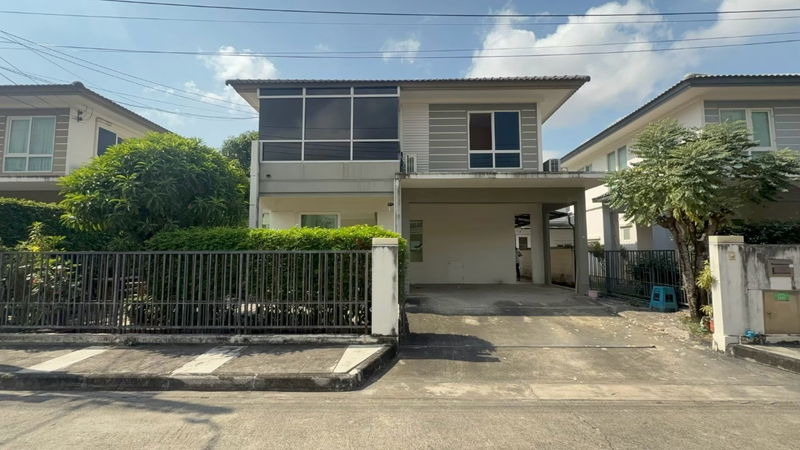 บ้านเดี่ยวให้เช่า : ให้เช่าบ้านเดี่ยว สีวลี สุวรรณภูมิ ใกล้ รร.สารสาสน์ – ทำเลดี เดินทางสะดวก