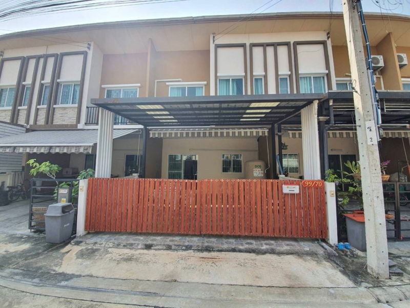 Townhouses for sale : Townhome for Sale at Pleno Suksawat - Rama 3 | Great Value!