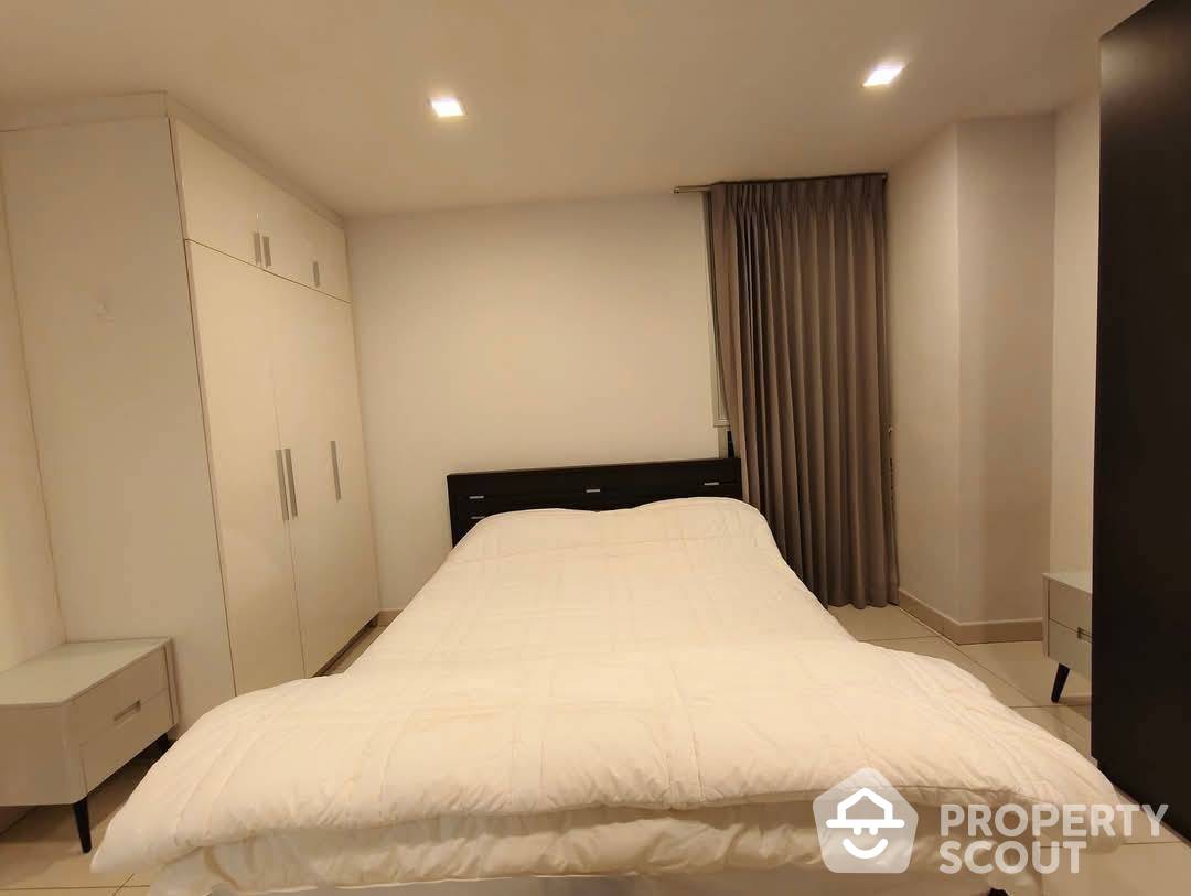 รูป คอนโด 2-ห้องนอน ที่ ปาร์ค รอยัล 3 ใกล้ ถนนพระตำหนัก พัทยา (ID 2091588) - รูปที่ 6/8