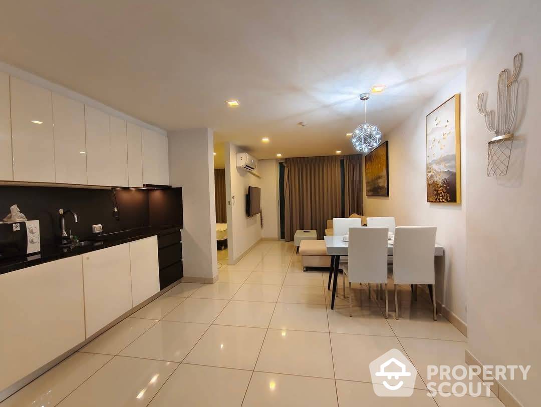 picture 2-BR Condo at Park Royal 3 Pattaya close to Phratamnak (ID 2091588) - 2/8