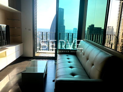Condos for rent : 1 Bed with Bathtub 52 sq.m. High Fl. 20+ Good Location Next to BTS Thong Lo 100 m. at Keyne By Sansiri Condo / For Rent