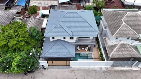 LTH12359 – Pool Villa House FOR SALE in Soi Onnut 25 Size 54 SQ.W 260 SQ.M 3 Beds 4 Baths Near BTS Onnut Station ONLY 14.49 MB