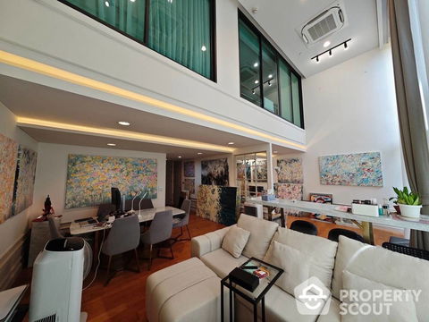 3-BR Condo at The Lumpini 24 near BTS Phrom Phong (ID 2066806)