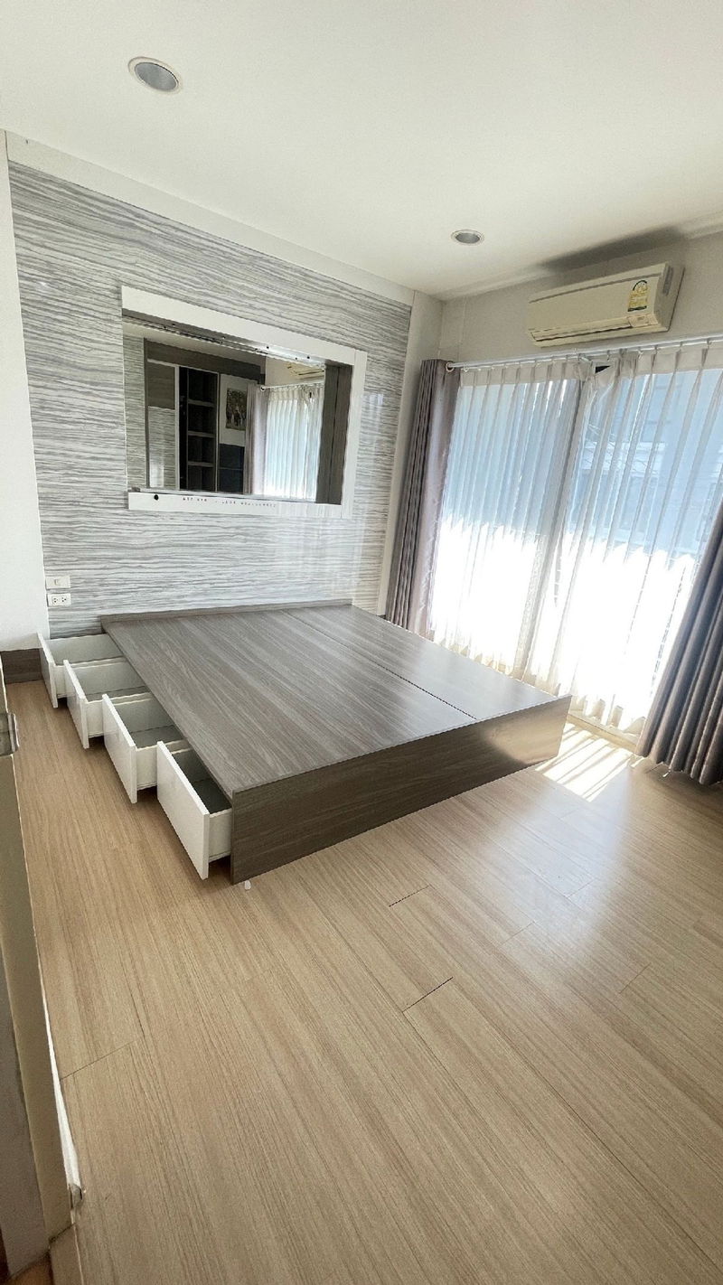 Townhouses for rent : Townhome for rent Baan klang mueang Rama 2 - phutthabucha