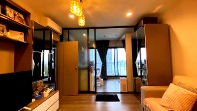 คอนโดให้เช่า : ให้เช่าคอนโด เดอะ โพลิแทน รีฟ อาคาร 1 ชั้น 35 1 ห้องนอน ขนาด 31 ตรม ใกล้ สะพานพระนั่งเกล้า