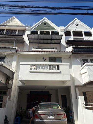 4-bed townhouse for rent, 35 sq wah, Chatuchak
