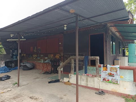 ขายที่ดินตำบลแม่แตงห่างโรงเรียนแม่แตงเพียง 50เมตร