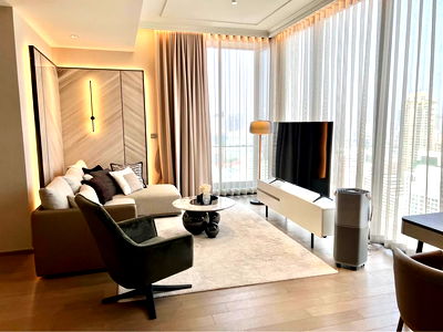 คอนโดให้เช่า : +++เช่าด่วน+++  Celes Asoke*** 3 ห้องนอน ขนาด 137 ตร.ม. แต่งครบพร้อมเข้าอยู่