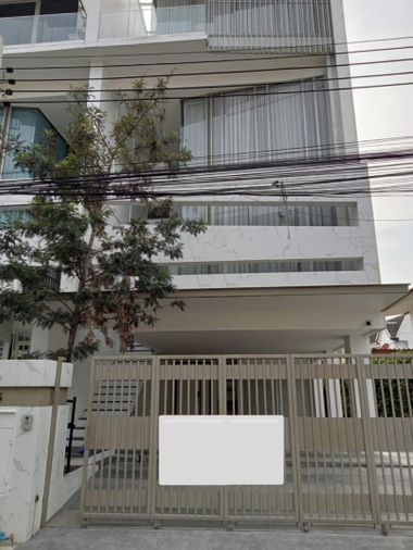 ให้เช่าโฮมออฟฟิศ 3 ห้องนอน 400 ตร.ม. 53.8 ตร.ว. ลักซ์ 35 รัชดา-ลาดพร้าว