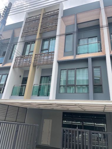 4-bed townhouse for rent, 23.5 sq wah, The Vision Ladprao - Nawamin