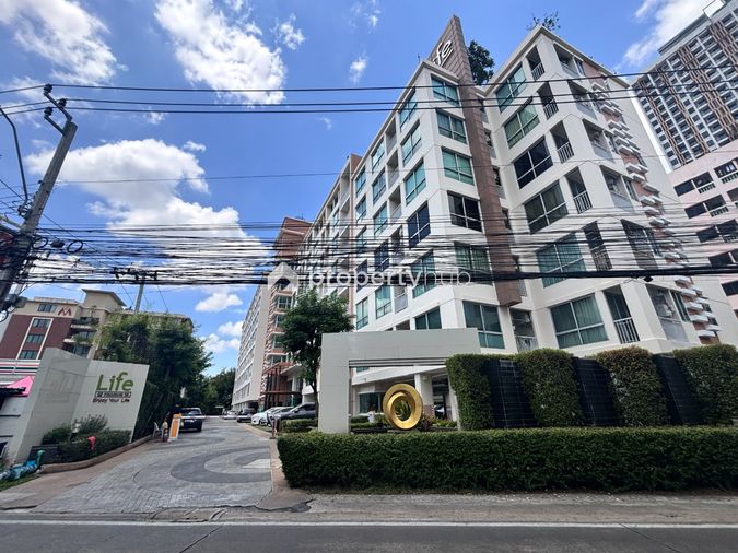 ไลฟ์ แอท พหล 18