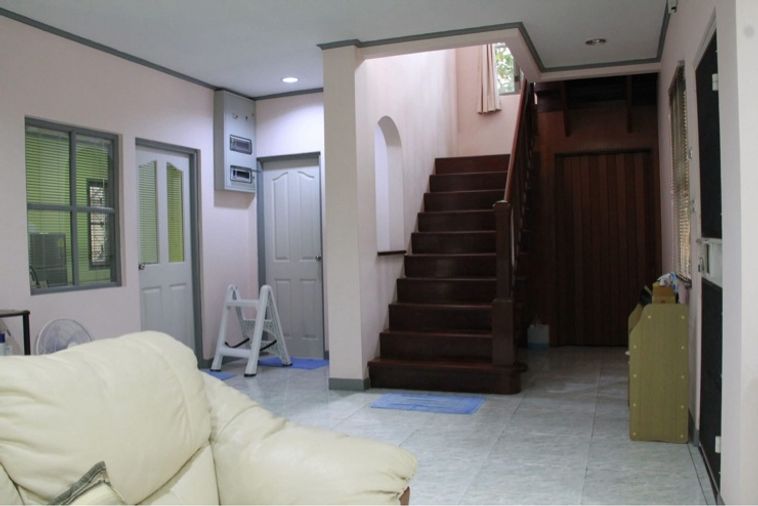 3-bed house for rent, 180 sqm, 63 sq wah, Manthana Prayasuren 26