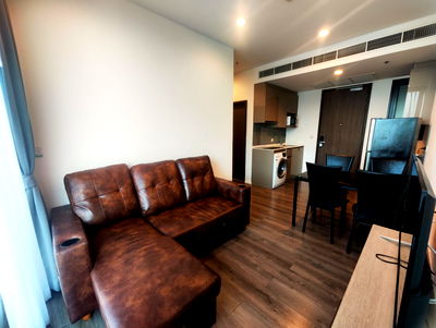 Condos for sale Udomsuk Walk : Condo for sell  : 2bedroom   Whizdom Essence (Rt-01)