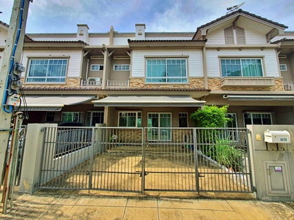 ขายถูก ทาวน์โฮม Indy ปิ่นเกล้า - สิรินธร ติดสวน เงียบสงบ ทำเลดี พร้อมอยู่