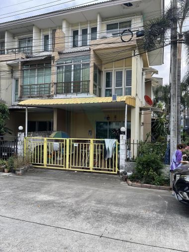 ขายทาวน์โฮม 3 ห้องนอน 144 ตร.ม. 31 ตร.ว. วิสต้า อเวนิว เพชรเกษม 81