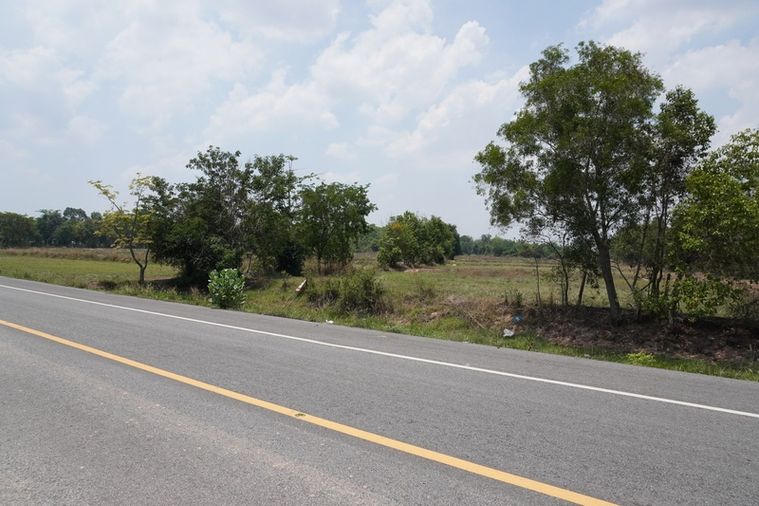 ขายที่ดินแปลงสวย ทำเลทอง – ติดถนนใหญ่ อ.ยางตลาด จ.กาฬสินธุ์ 22 ไร่, 1 งาน, 27 ตร.ว.