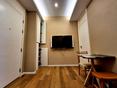 คอนโดให้เช่า : เช่าคอนโด The Saint Residences/เดอะ เซนต์ เรสซิเดนซ์ (C6804051)  ID Line : @condo44