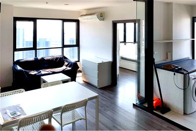 ขายคอนโด : [920071001-14595] For Sale with Tenant - 2 Bedroom Condo at The Base Park West Sukhumvit 77