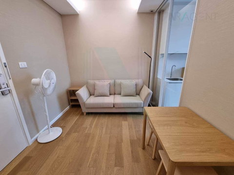 🔺 For Rent Condo THE SAINT RESIDENCES Building C, Floor 9,1 bed room, Room size 30.00 sqm
