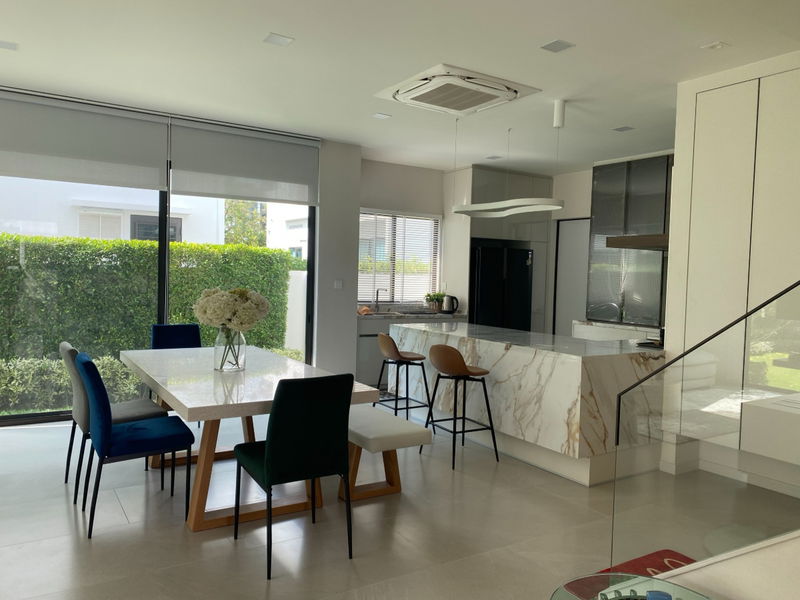 Houses for rent : Detached house for rent - MANTANA Bangna km.15