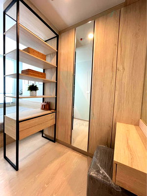 Condos for rent : 📌 For rent condo NUE NOBLE SRINAKARIN-LASALLE Building 1, Floor 33,1 bed room, Room size 30.00 sqm