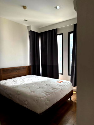 คอนโดให้เช่า : ให้เช่า M Phayathai ราคา 27,000 บาท [MKr250514]