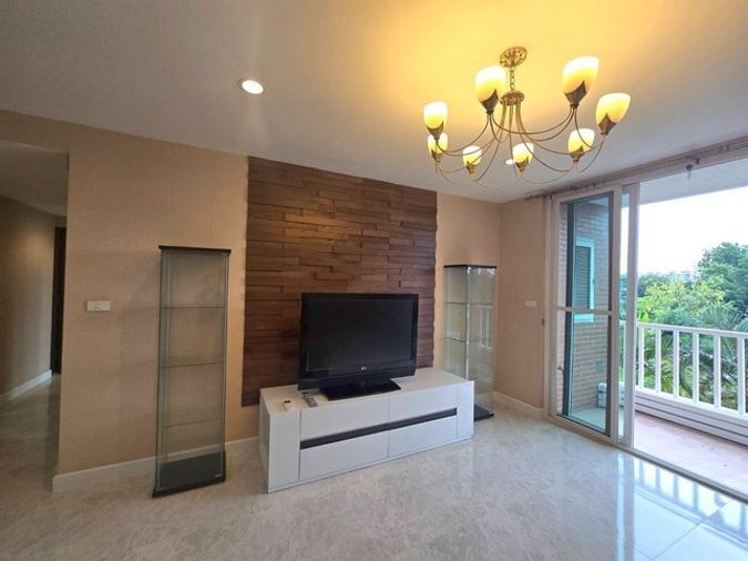 ให้เช่าคอนโด 3 ห้องนอน ทำเลดี ใกล้รถไฟฟ้าเพียง 300 ม. Elite Residence ศรีนครินทร์ 5