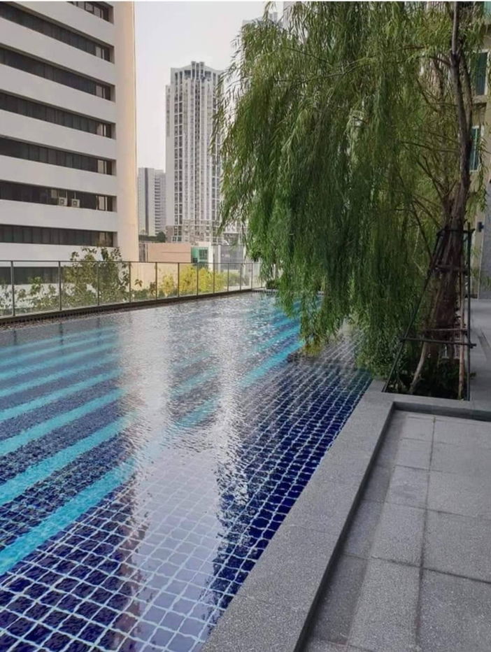 รูป ใก้เช่าโนเบิล รีวอลฟ์ รัชดา2 2ห้องนอน 1ห้องนั่งเล่น1ห้องน้ำ เฟอร์นิเจอร์สวยครบชุด ราคาพิเศษ - รูปที่ 11/12